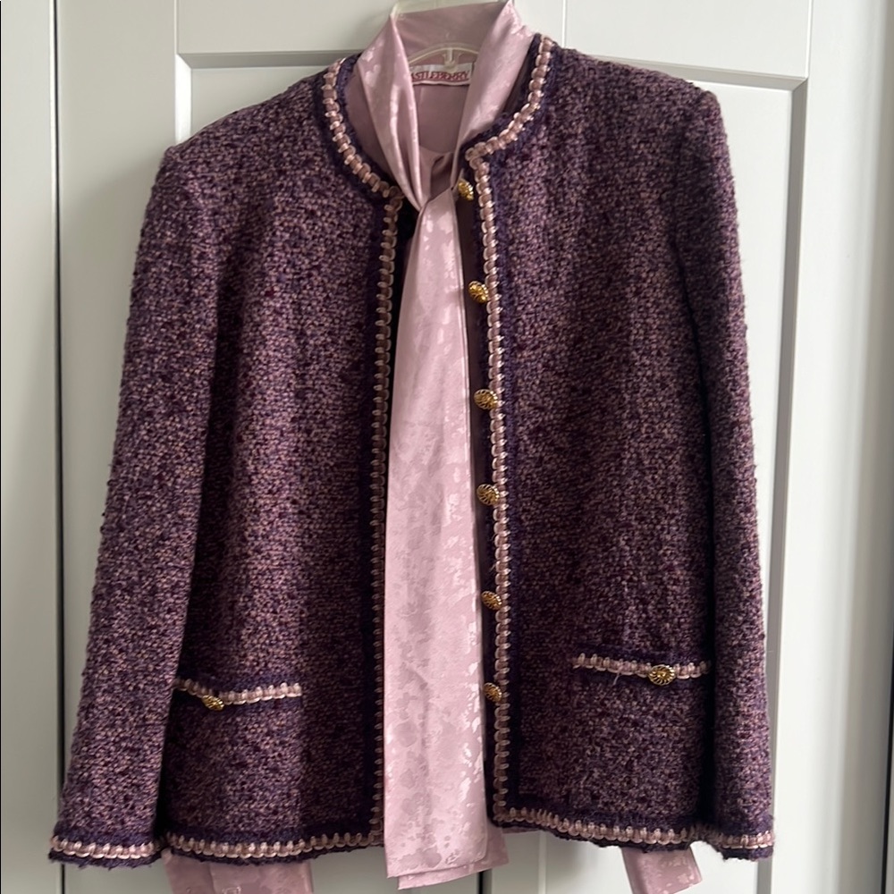 Elegant Purple Suite with Bouclé Texture